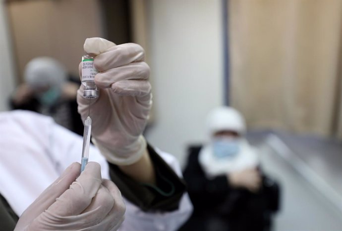 Vacunación contra el coronavirus en Nablús, Cisjordania