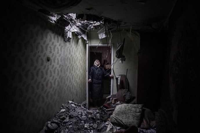Archivo - Vivienda destruida por los combates en Donetsk, en el este de Ucrania