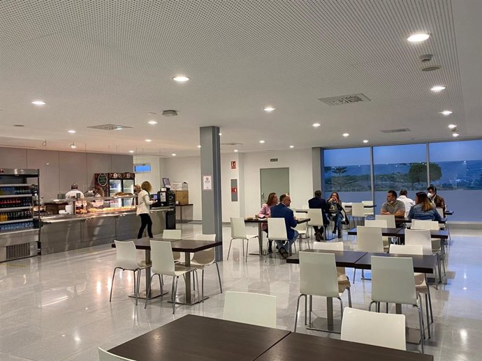 Cafetería del Hospital Valle del Guadalhorce, que comienza a dar servicio a profesionales y usuarios de las instalaciones