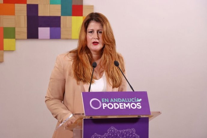 La coportavoz de Podemos Andalucía Susana Serrano, en rueda de prensa.