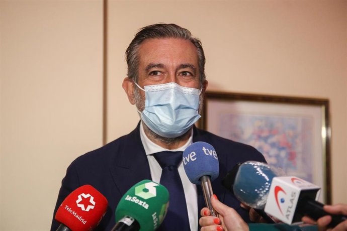 Archivo - El consejero de Justicia, Interior y Víctimas de la Comunidad de Madrid, Enrique López.