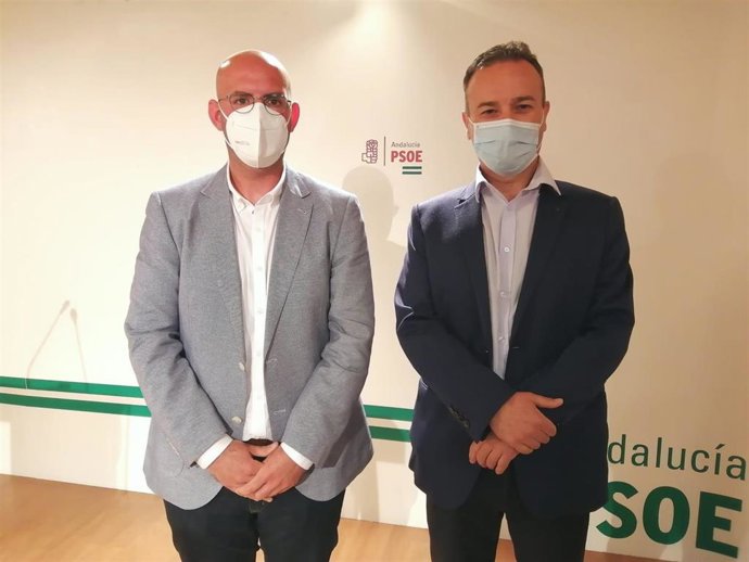 Miguel Román y Abelardo Vico, del PSOE