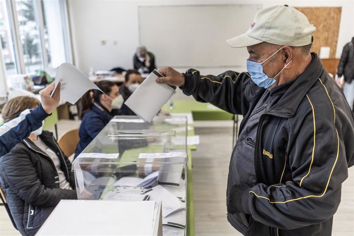 Colegio electoral en Bulgaria