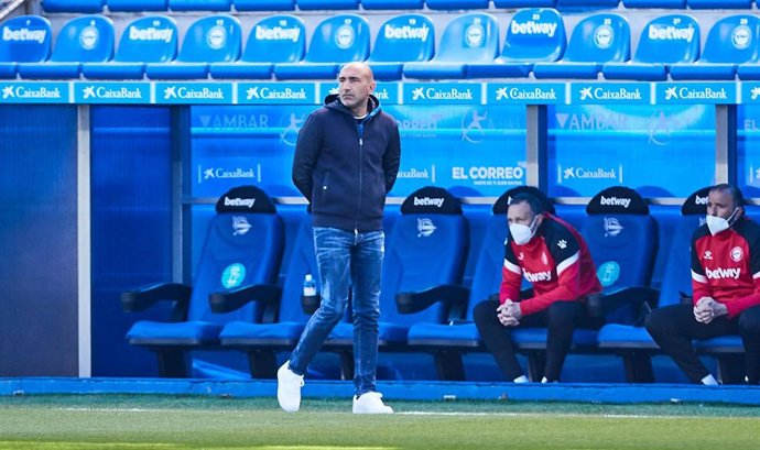 Abelardo Fernández con el Deportivo Alavés