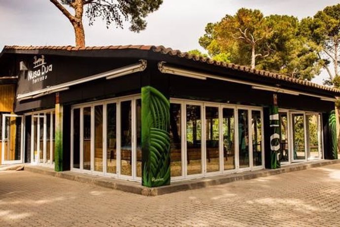 El quiosco de bar del parque Castillo Palomar, en Delicias,  abre al público