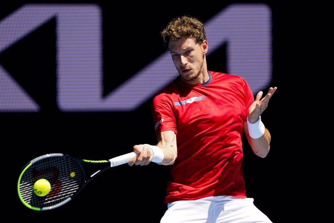 Archivo - Pablo Carreno Busta of Spain in action during his third Round Men's singles match against Grigor Dimitrov of Bulgaria on Day 5 of the Australian Open at Melbourne Park in Melbourne, Friday, February 12, 2021. (AAP Image/Dave Hunt) NO ARCHIVING