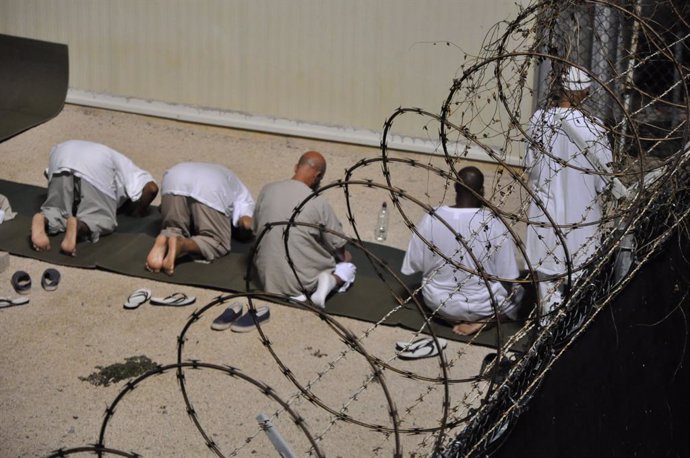 Detenidos en la prisión de la base militar estadounidense en Guantánamo, Cuba
