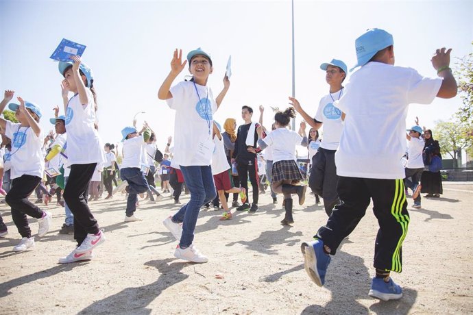 Archivo - Niños y niñas hacen deporte en una actividad organizada por la Gasol Foundation, en una imagen de archivo.
