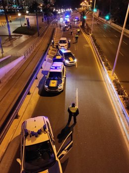Un control de la Policía Local en Alicante durante la Semana Santa