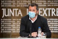 La Junta destaca que Extremadura es la única región en la que baja el desempleo en los últimos doce meses