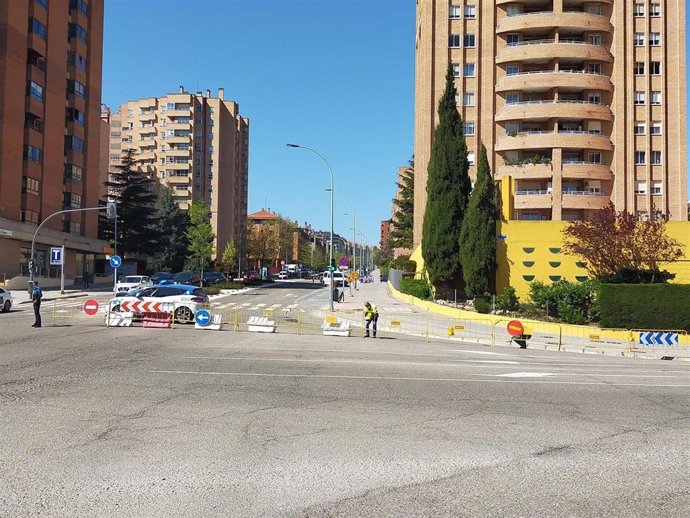 Corte de la calle Hernando de Acuña por trabajos de reparación de AquaVall.