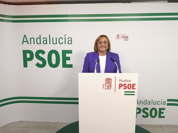 María Luisa Faneca, en rueda de prensa.