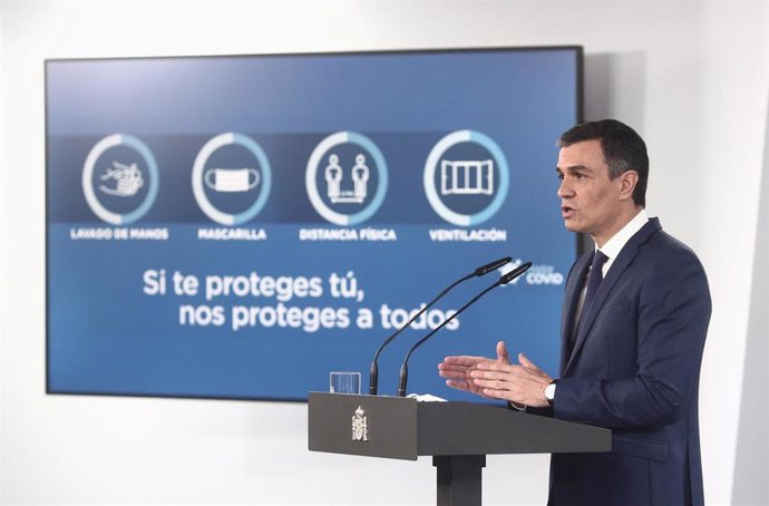 El presidente del Gobierno, Pedro Sánchez, ofrece una rueda de prensa en Moncloa, tras la celebración del Consejo de Ministros, a 6 de abril de 2021, en Madrid (España).