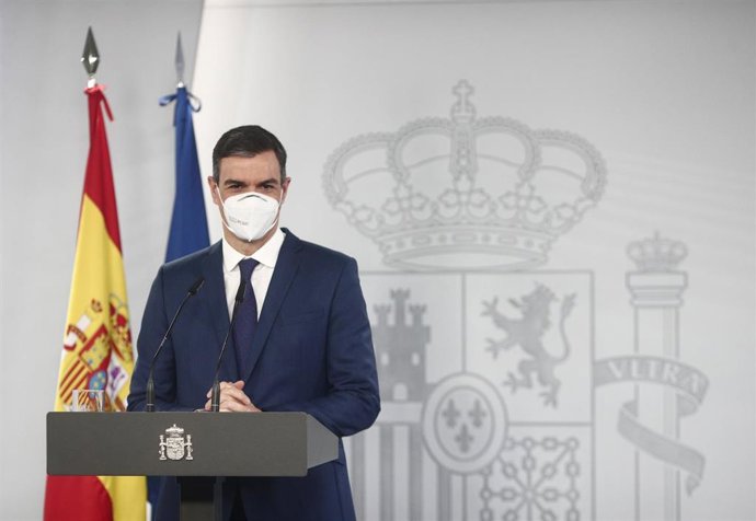 El presidente del Gobierno, Pedro Sánchez, ofrece una rueda de prensa en Moncloa, tras la celebración del Consejo de Ministros, a 6 de abril de 2021, en Madrid (España). 