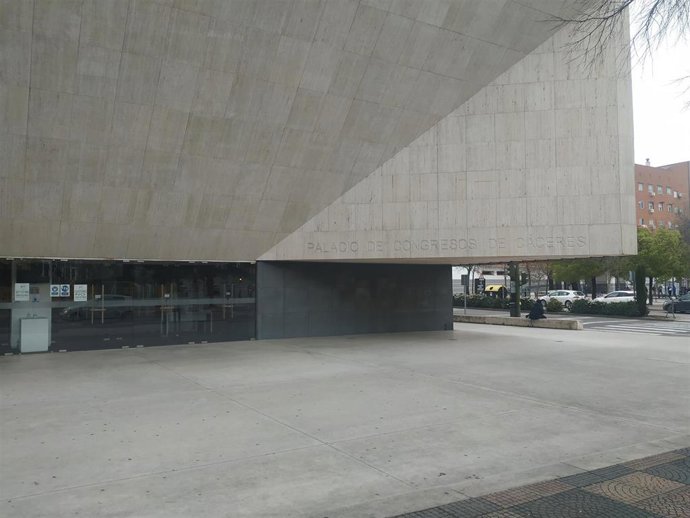 El SES comienza la vacunación masiva en Cáceres el lunes en el Palacio de Congresos  y espera llegar a 15.000 personas a la semana