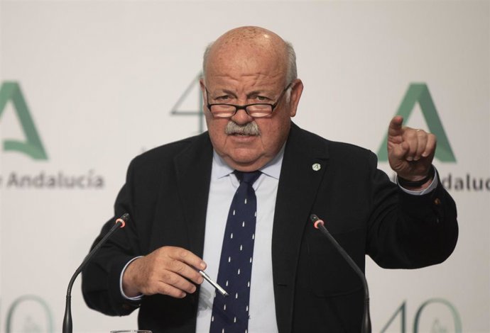 El consejero de Salud y Familias, Jesús Aguirre, durante la rueda de prensa posterior al Consejo de Gobierno de la Junta de Andalucía. En Sevilla (Andalucía, España), a 06 marzo de 2021.