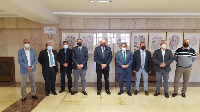 Reunión del Mitma con Diputación y ayuntamientos del área metropolitana de Granada