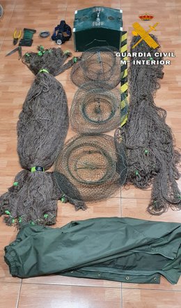 Material aprehendido por la Guardia Civil utilizado para la caza furtiva con hurón