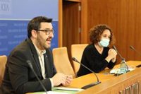 Adelante critica la "confrontación ruin y engañosa" de la Junta contra el Gobierno por el reparto de vacunas