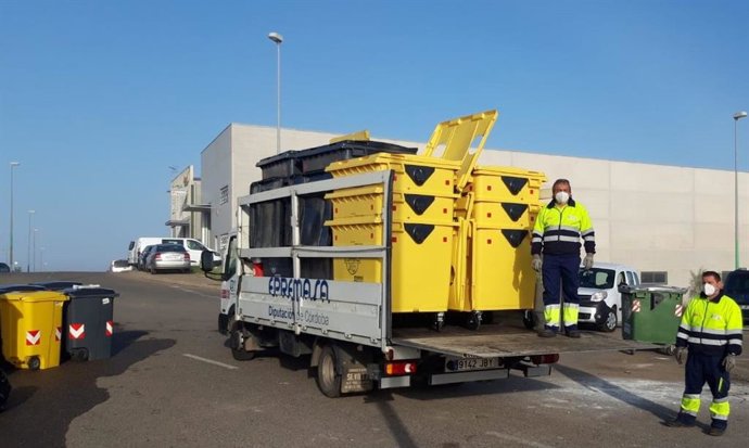 Reparto de contenedores en Pozoblanco.