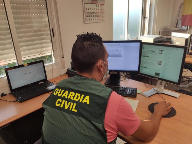 Archivo - CValenciana.- Investigadas dos personas por estafa en la venta de productos sanitarios relacionados con la Covid