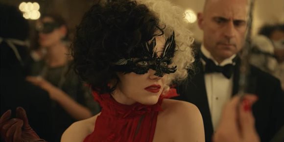 1. Nuevo tráiler de Cruella: Emma Stone le declara la guerra a Emma Thompson