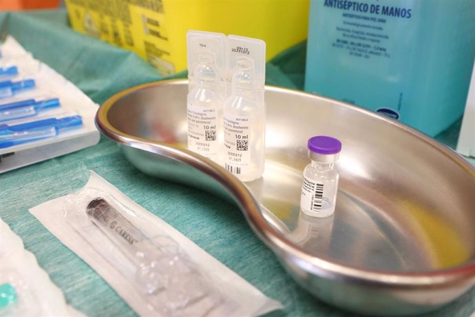 Aragón prevé distribuir esta semana más de 52.700 dosis de vacunas contra el COVID-19.