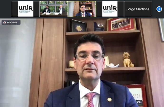 Francisco Mora ha participado en el Seminario El postgrado en España de UNIR y Cátedra UNESCO de Gestión y Política Universitaria