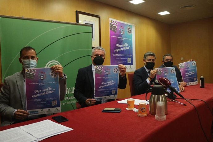 Presentación del primero concurso escolar de vídeos para concienciar sobre el covid-19