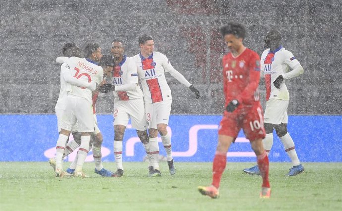 El PSG celebra el 0-2 ante el Bayern en la ida de cuartos de final