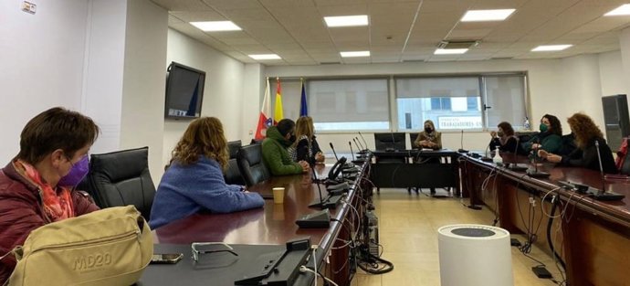 Encierro de sindicatos en la sede del Gobierno regional, en Peñaherbosa