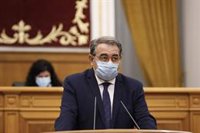 C-LM resalta los datos actuales, confía en "seguir así" y lamenta el "carrusel de mentiras" de PP