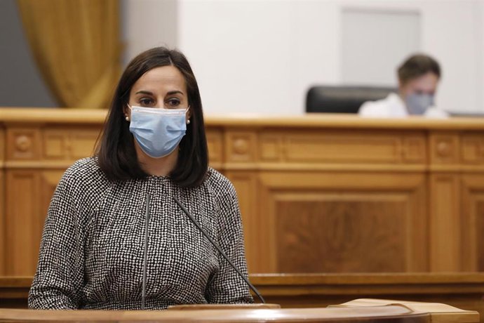 La diputada del PP María Roldán en las Cortes