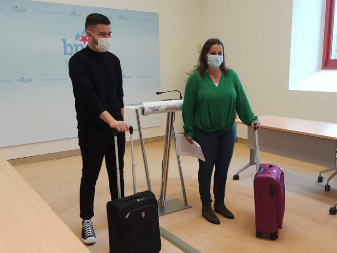 El diputado del BNG, Daniel Castro, y la portavoz del BNG en Europa, Ana Miranda, en la rueda de prensa