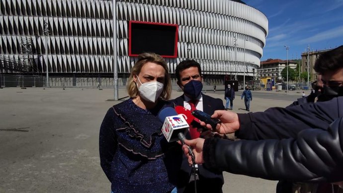 La presidenta del PP de Bizkaia y portavoz de los populares en Bilbao, Raquel González