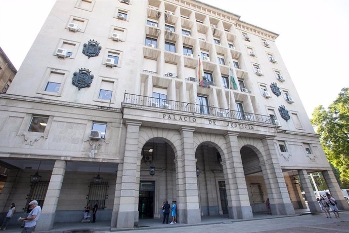 Archivo - Tribunales.-El ingreso de asuntos en los órganos judiciales en 2020 descendió un 13,2% en Andalucía 