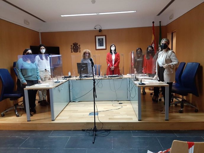 Delegada de Justicia visita los juzgados de Coín, incluidos en el Plan de Reactivación por el COVID