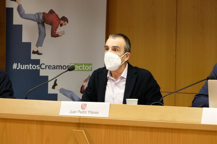 Archivo - El vicepresidente del Govern y conseller de Transición Energética, Sectores Productivos y Memoria Democrática, Juan Pedro Yllanes.