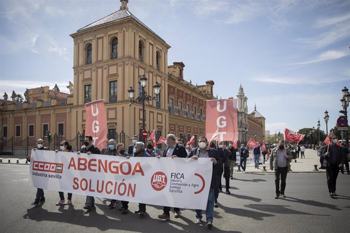 Imagen de 19 de marzo de manifestación en Sevilla de los trabajadores de Abengoa para reclamar el mantenimiento del empleo. 