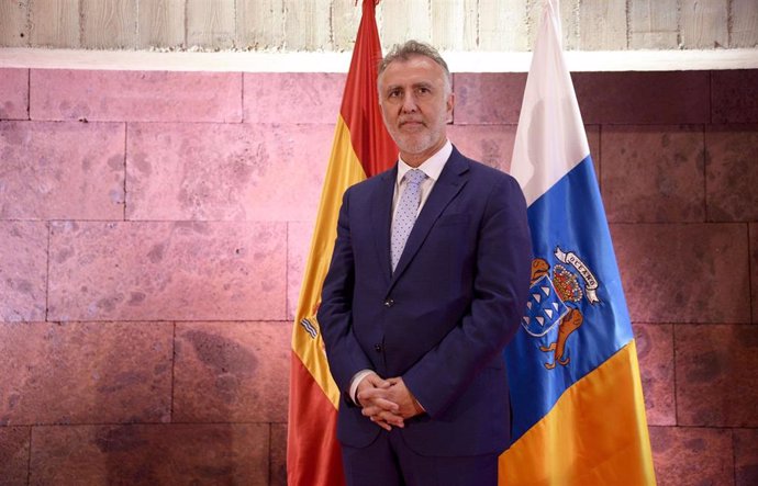 Archivo - El presidente de Canarias, Ángel Víctor Torres