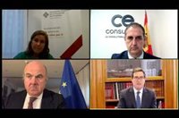 Guindos pide mantener la solvencia bancaria y la competitividad para que España vuelva a crecer al 2% y al 3%