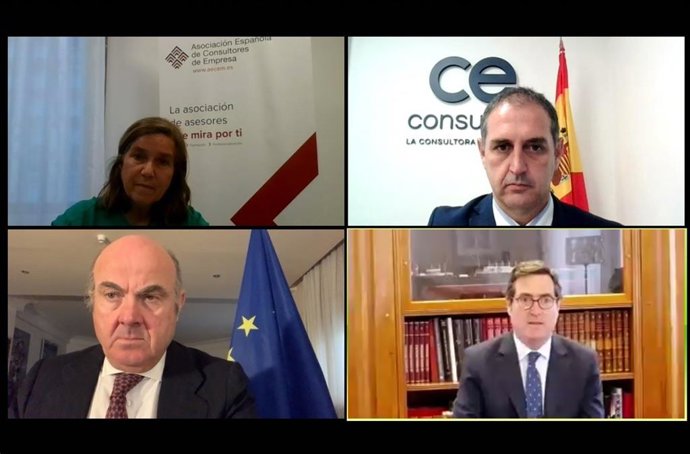 Luis de Guindos en el webinar Situación económica y perspectivas de la zona euro, organizado por AECEM