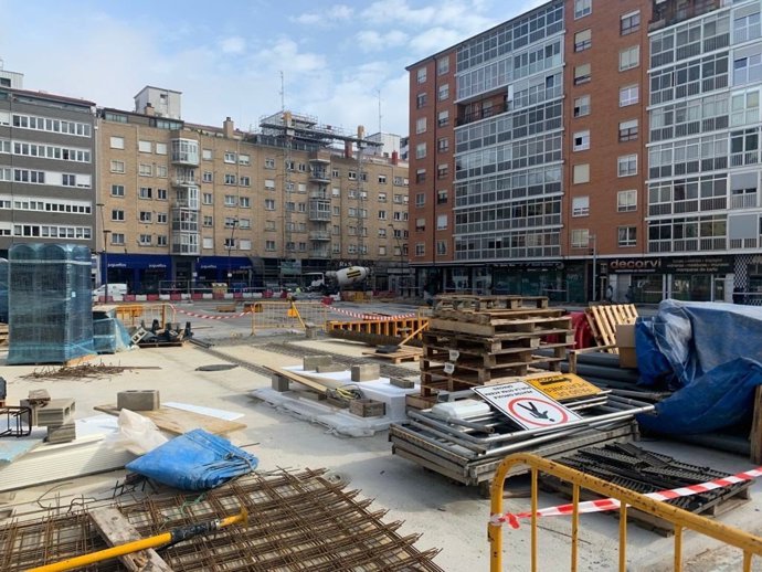Obras de la plaza Santiago de Gamonal.