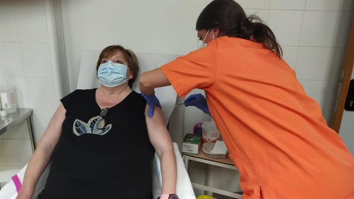 Vacunación a personas de entre 60 y 65 años con AstraZeneca en Calahorra