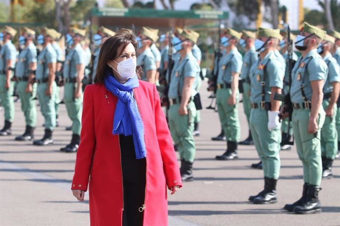 La ministra de Defensa, Margarita Robles, durante una visita a la Brigada 'Rey Alfonso XIII' II de la Legión