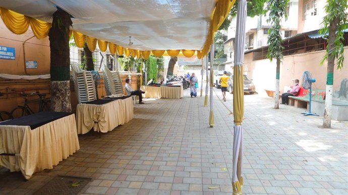 Un centro de vacunación en Mumbai