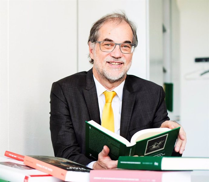 Archivo - El investigador y profesor alemán de la Universidad de Duisburg-Essen, Helmut C. Jacobs.