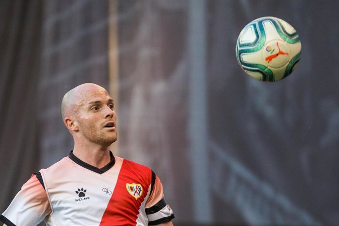 Archivo - Isi Palazón, autor del 2-1 del Rayo ante el Girona