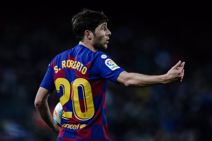 Archivo - 20 Sergi Roberto from Spain of FC Barcelona during the La Liga Santander match between FC Barcelona and RCD Mallorca in Camp Nou Stadium in Barcelona 07 of December of 2019, Spain.