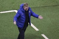 Koeman: "Hay penalti clarísimo, tenemos VAR para esto"